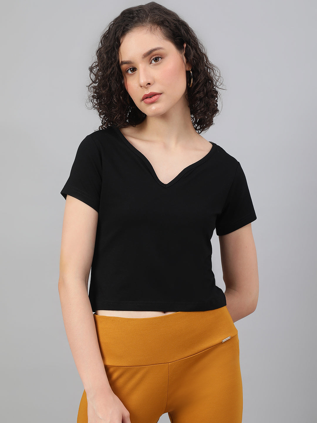 Supima V-Neck Crop : Black