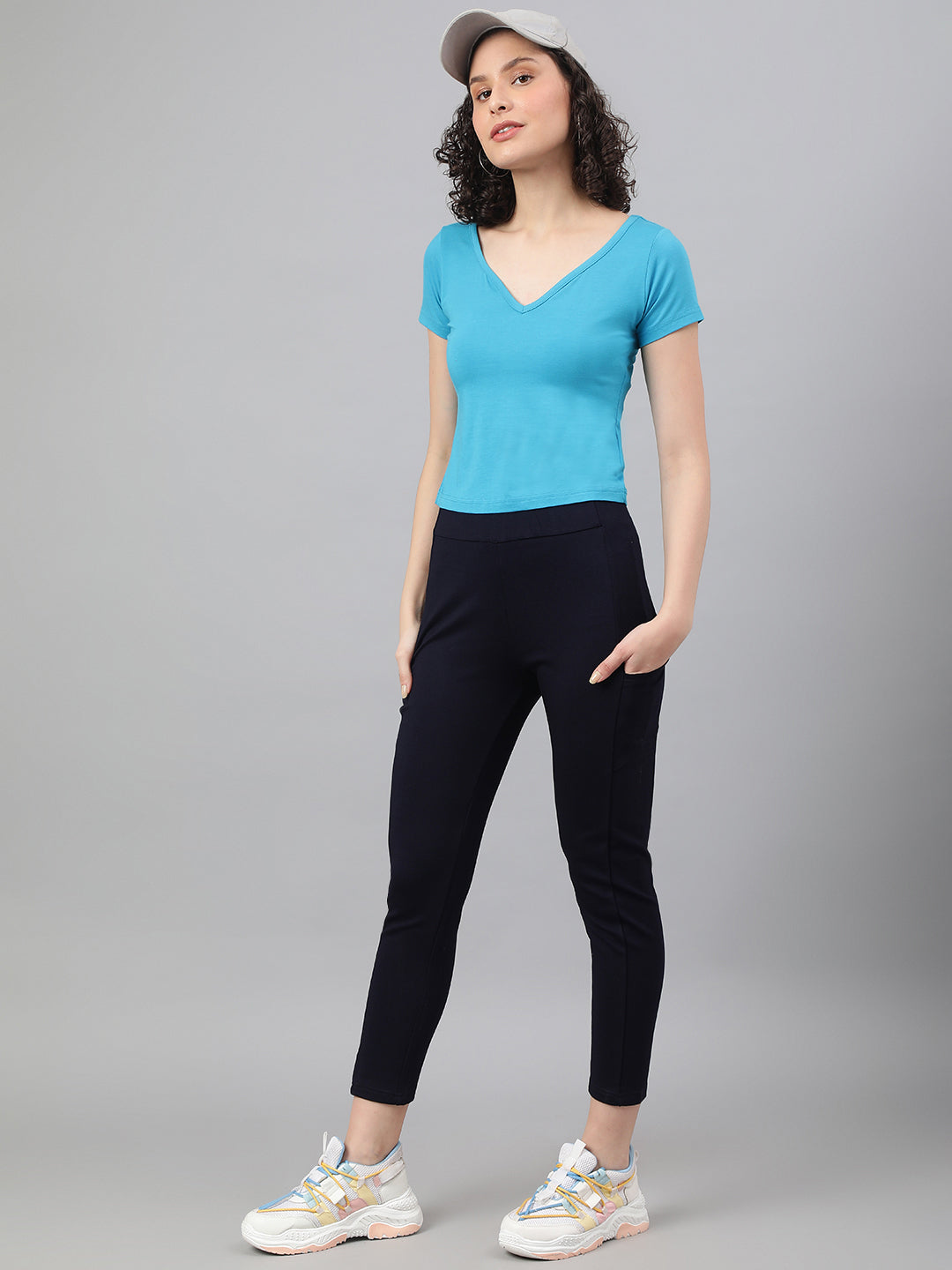 Supima V-Neck Crop : Blue