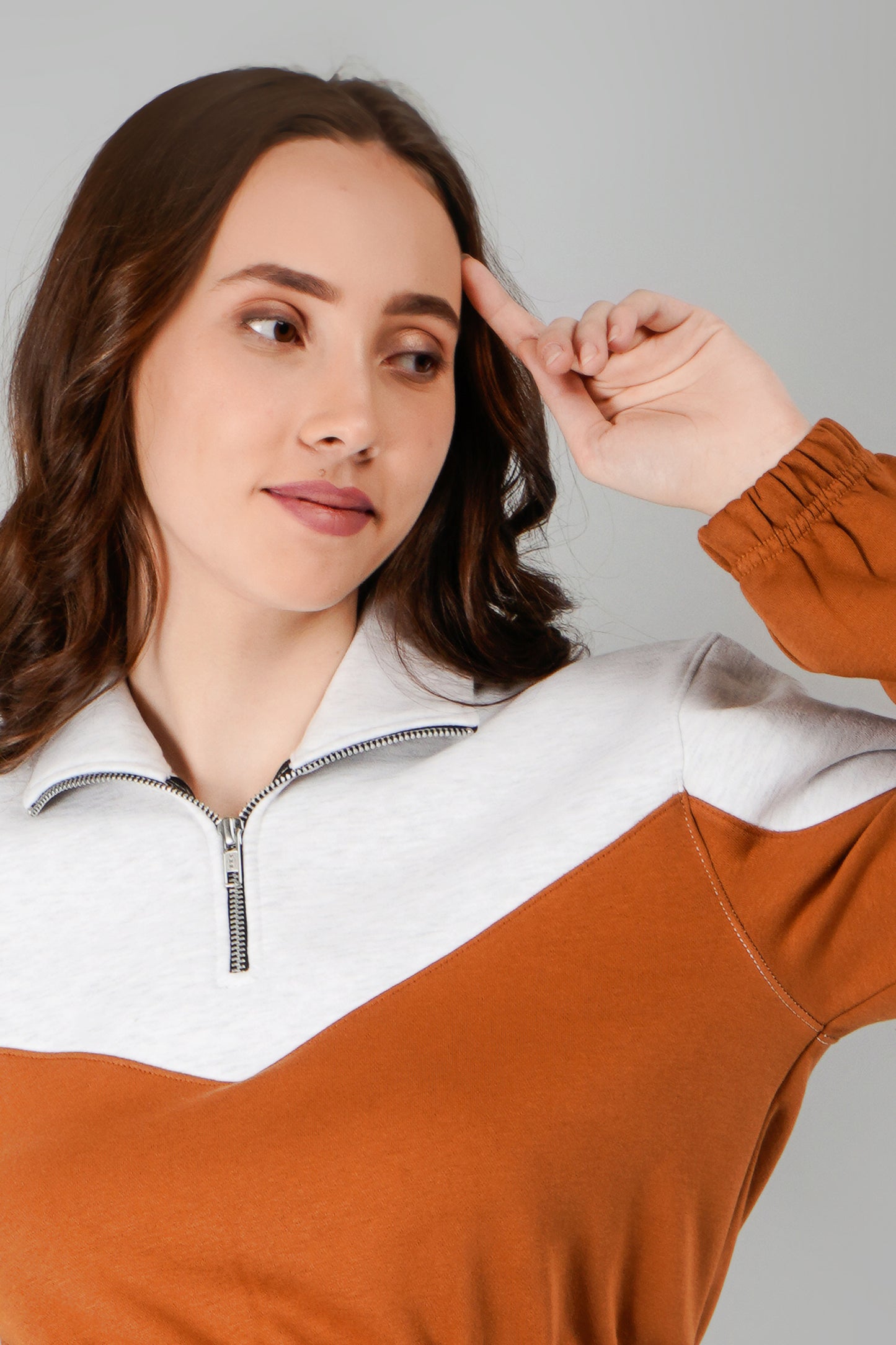 Crop Sweatshirt : White Mélange / Tan
